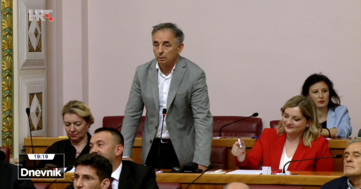 Milorad Pupovac, saborski zastupnik i član SDSS-a